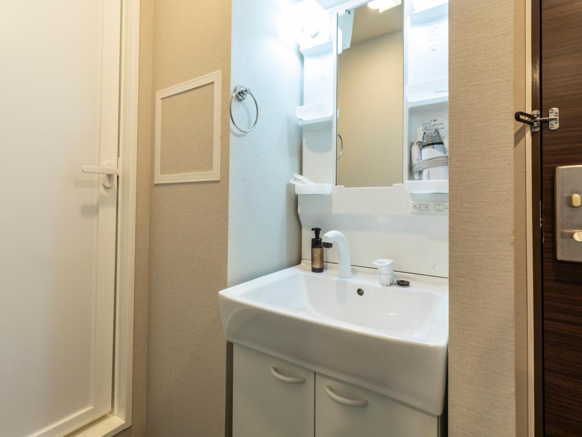אוסקה Tabist Unihotel Midosuji Hommachi מראה חיצוני תמונה