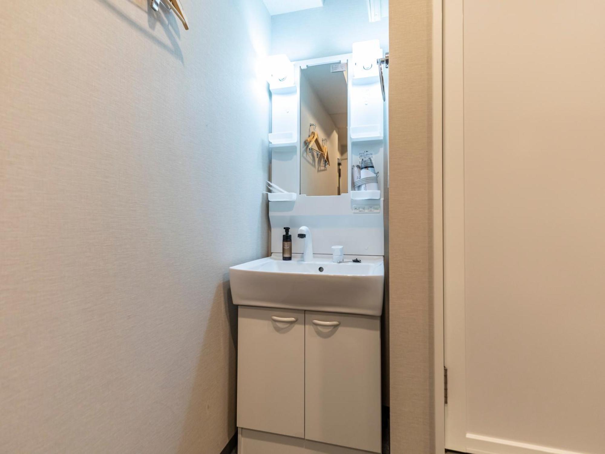 אוסקה Tabist Unihotel Midosuji Hommachi מראה חיצוני תמונה
